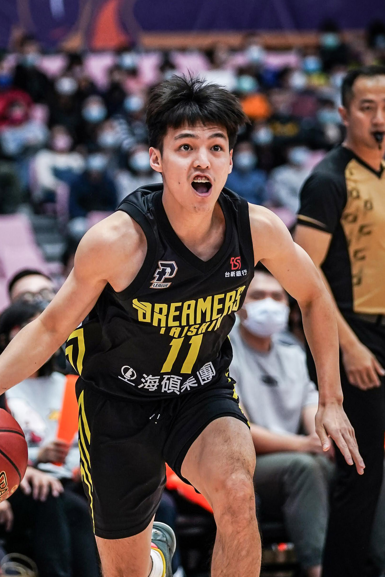 Basketball top5 - 影/重訓有成?夢想家林俊吉超粗手臂照被傳上網 球迷全都嚇傻:真的變很壯